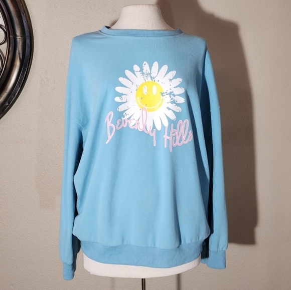 Hazel & Olive Beverly Sweatshirt Daisy & Beverly HIlls Graphic Size S - Picture 6 of 7